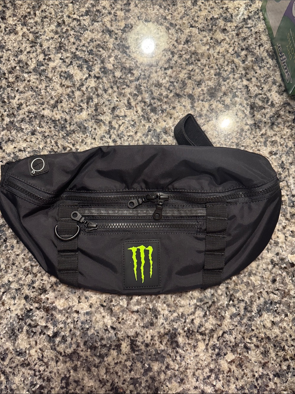 MONSTER ENERGY-Black Belt Bag